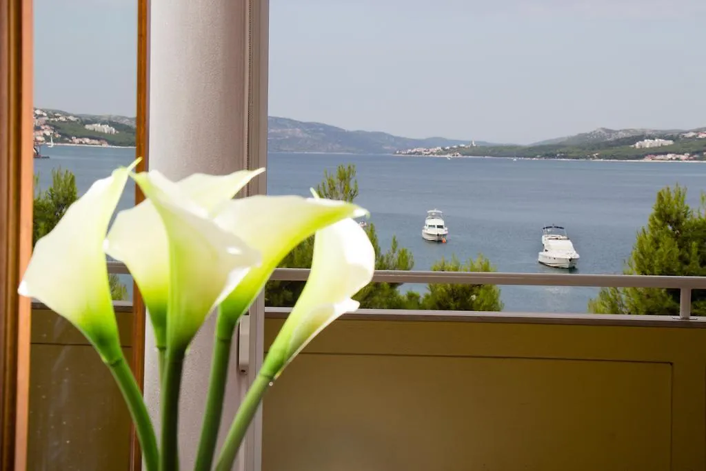 Apartments Satis Trogir