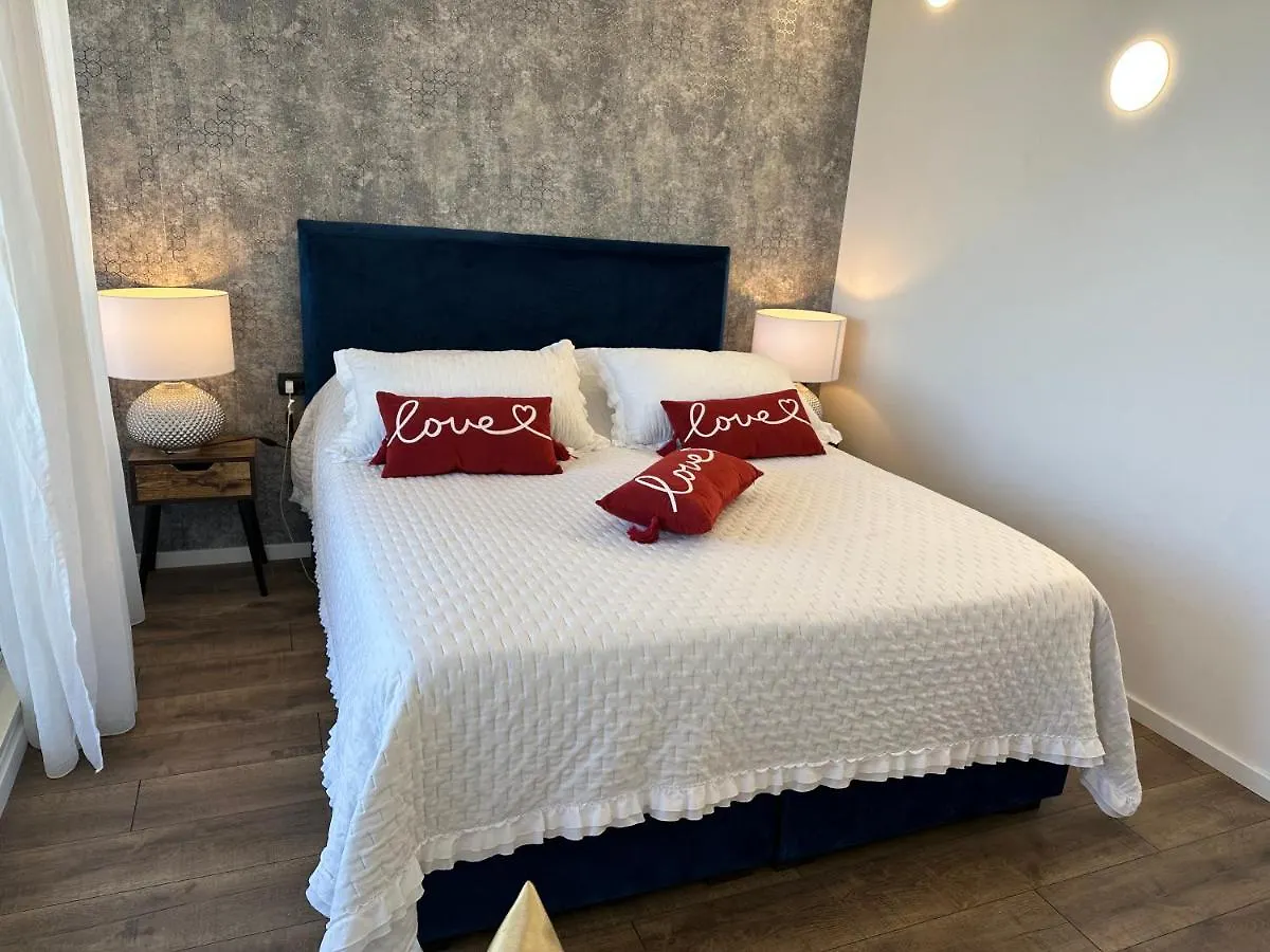 Apartments Satis Trogir Croatia