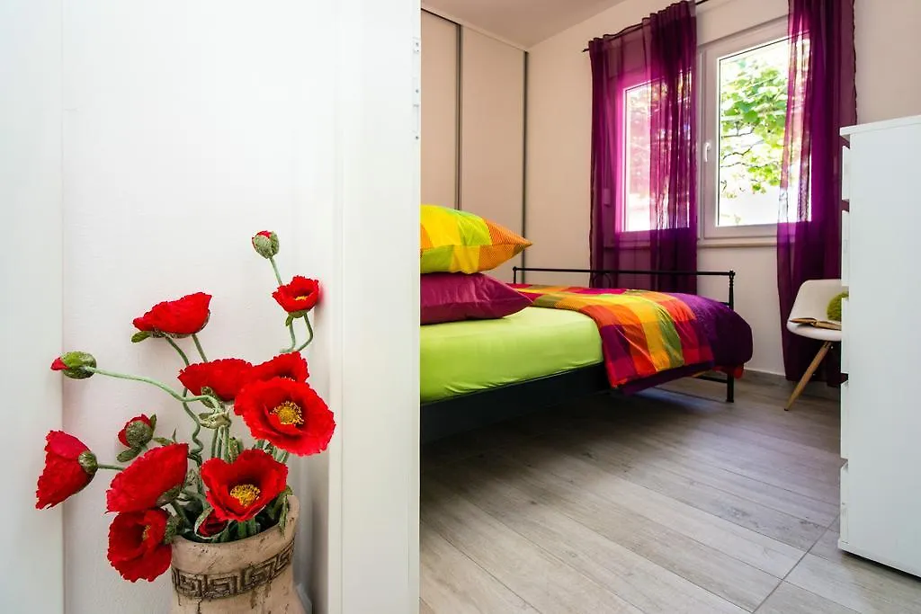 Apartments Satis Trogir 0*,  Croatia