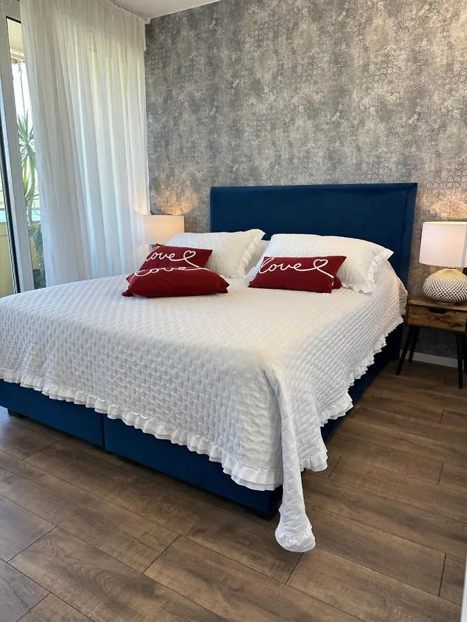 Apartments Satis Trogir